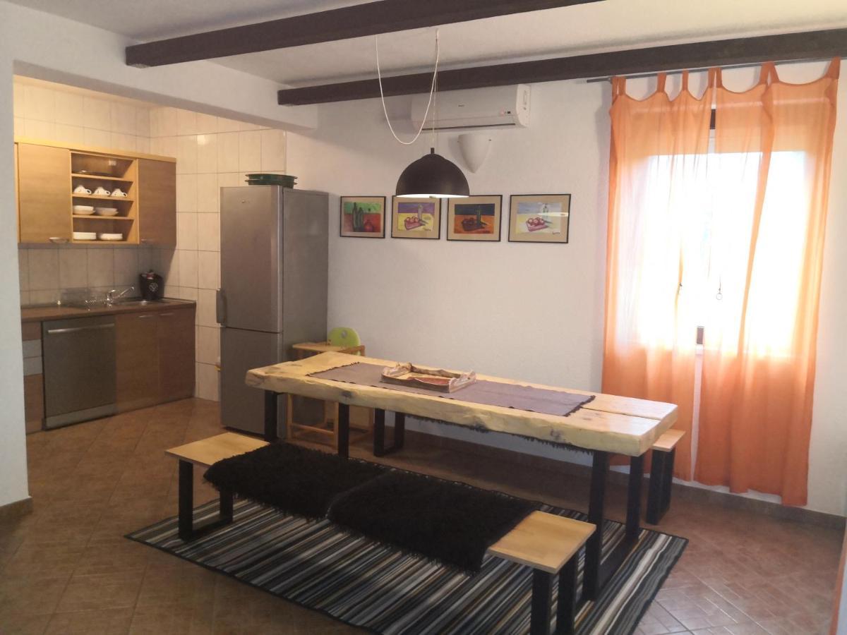 Mila Holiday Home Lohovo 外观 照片