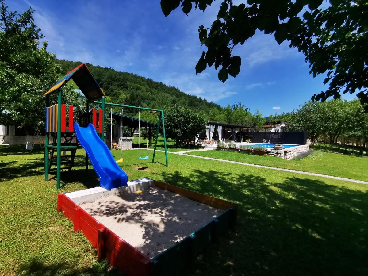 Mila Holiday Home Lohovo 外观 照片